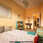 Best Location Cozy Art Flat